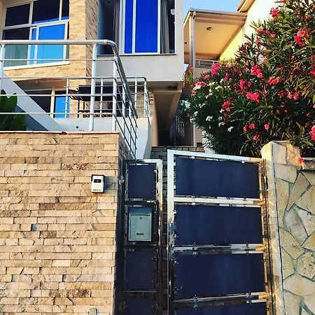 ヴィラ Vila Susanj Paradise